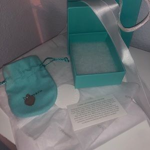 Tiffany heart pendant